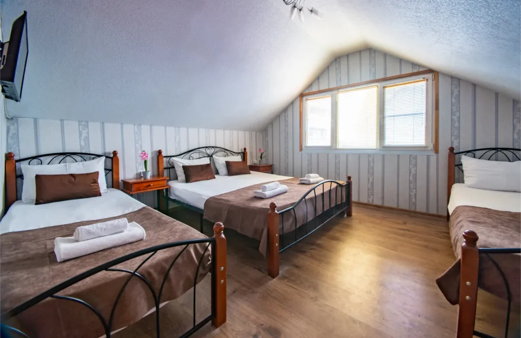 Отель «ST Hotel» 4s4.webp